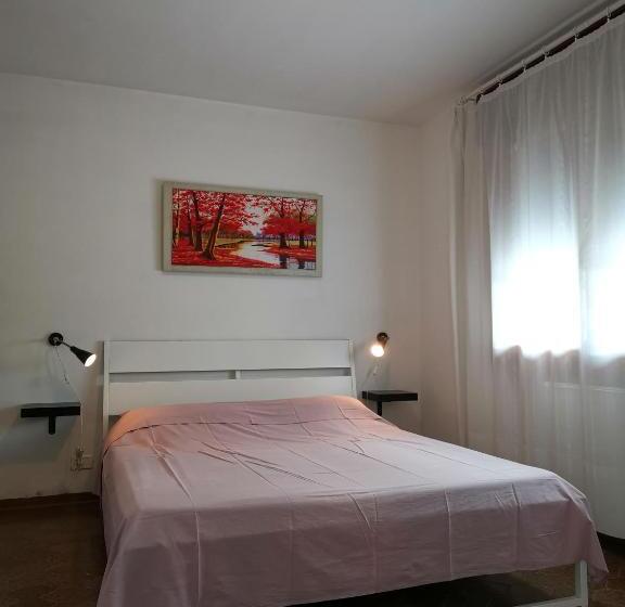 Номер Стандарт, Summer S House