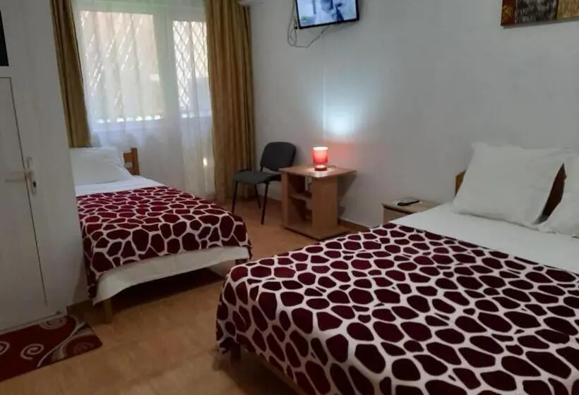 Chambre Triple Standard avec Balcon, Vila Albatros