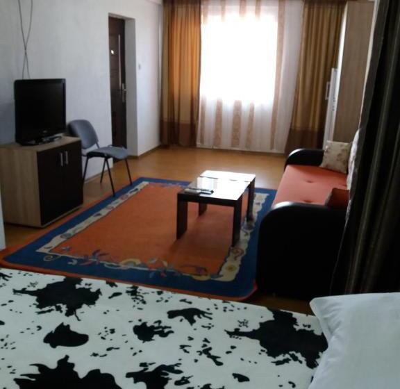 Camera Familiare, Vila Albatros