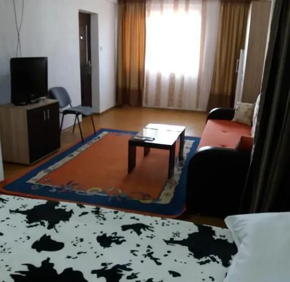 Chambre Familiale, Vila Albatros