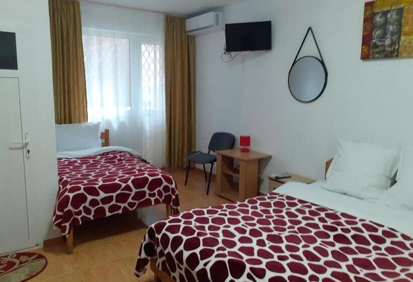Camera Tripla Comfort, Vila Albatros