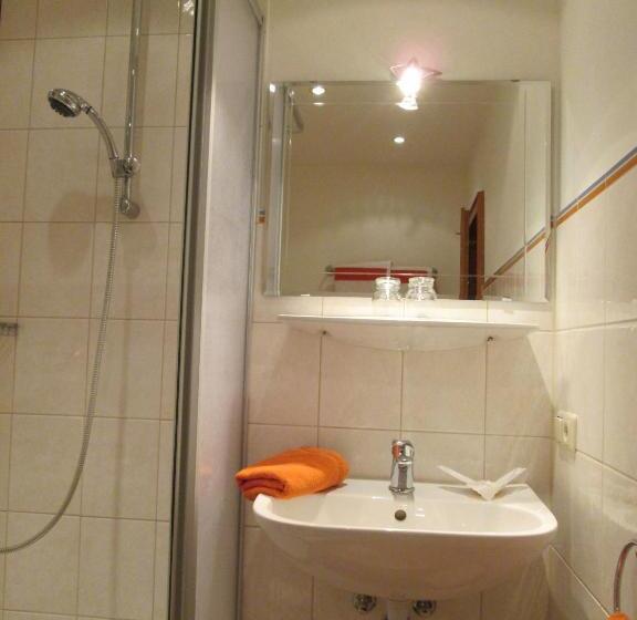 דירת חדר, Pension Florian Am Park