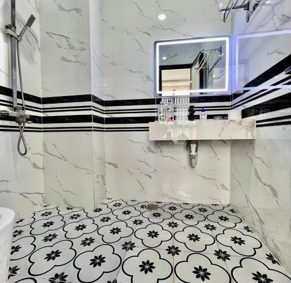 اتاق استاندارد با تخت بزرگ, Angels Homestay Grand World