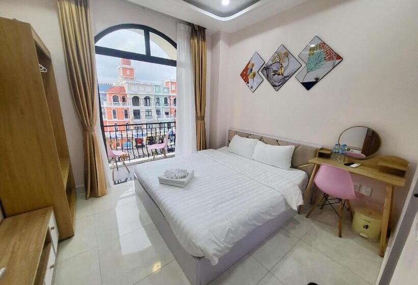 اتاق استاندارد با تخت بزرگ, Angels Homestay Grand World