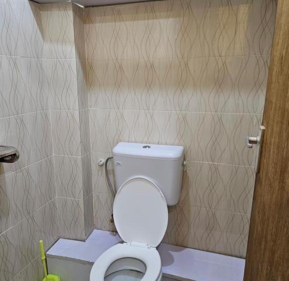 استودیوی لوکس, Airport Studio Apartments Jkia