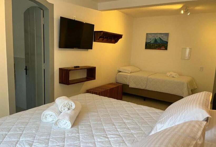 غرفة كومفورت ثلاثية, Casa Arte Cabore