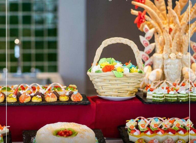 اتاق استاندارد با تخت بزرگ, Khách Sạn A La Carte Hạ Long Quảng Ninh