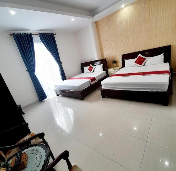 اتاق استاندارد چهارنفره با بالکن, Việt úc, H17 Phan Huy Chú, Phường 2