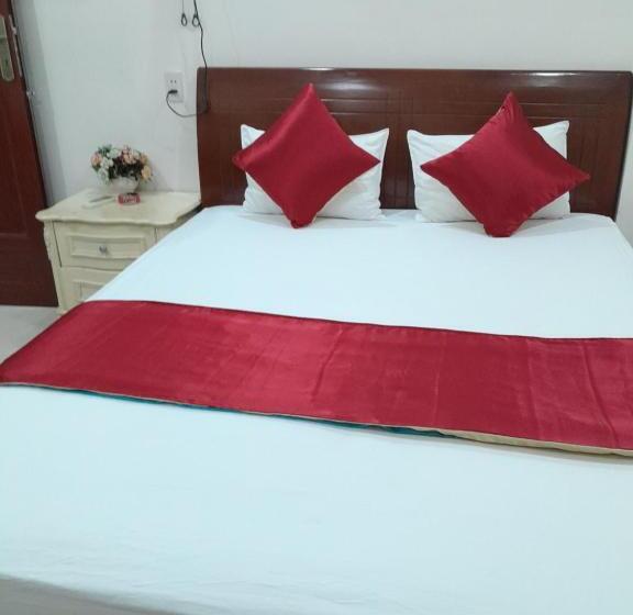 اتاق استاندارد با تخت بزرگ, Việt úc, H17 Phan Huy Chú, Phường 2