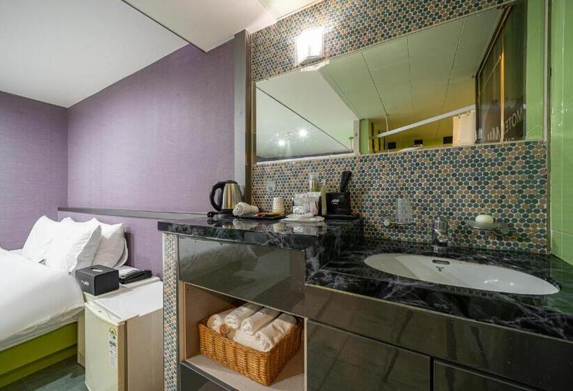 اتاق استاندارد, Mu