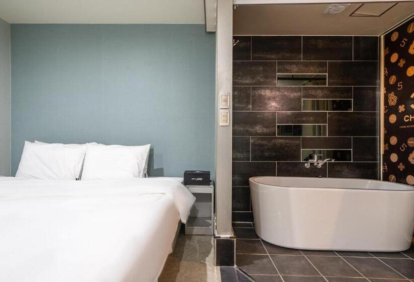 اتاق استاندارد, Mu