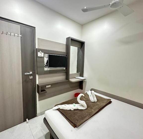 חדר סטנדרט חדר אמבטיה משותף, Rs Regency