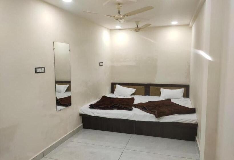 Comfort Kolmen Hengen Huone, Star Suites