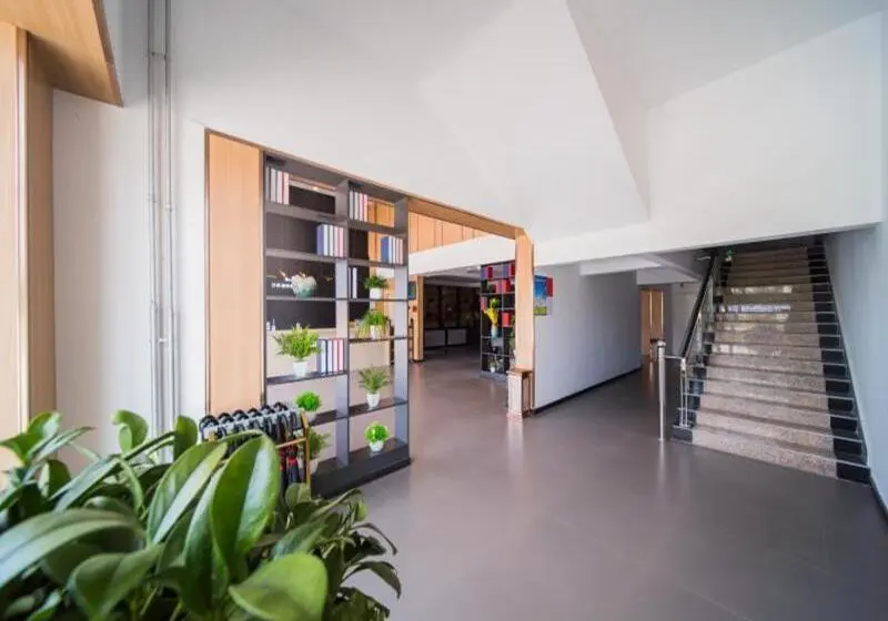 Deluxe-perhehuone, Lanou
