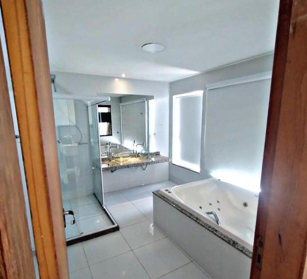 デラックススイート, Casa Pousada Cabo Frio