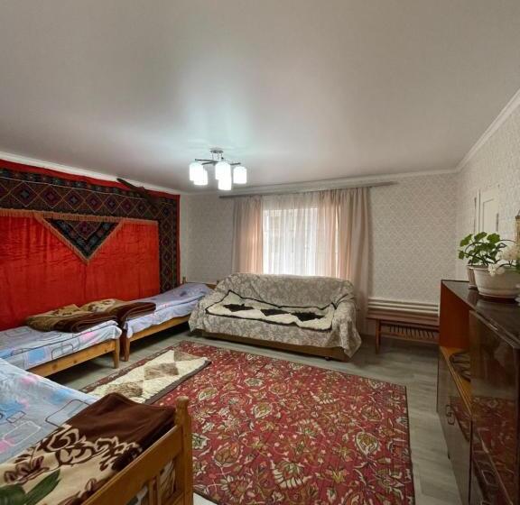 اتاق خانوادگی, Lake House