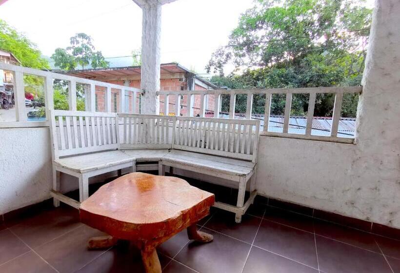 חדר סטנדרט נוף להרים, Linda Habitación Central En Minca