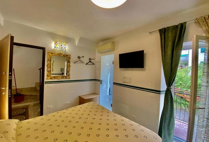 Номер Superior с Террасой, The Manarola Main Plaza