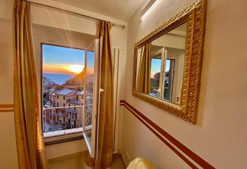 Трехместный Superior Вид на Море, The Manarola Main Plaza