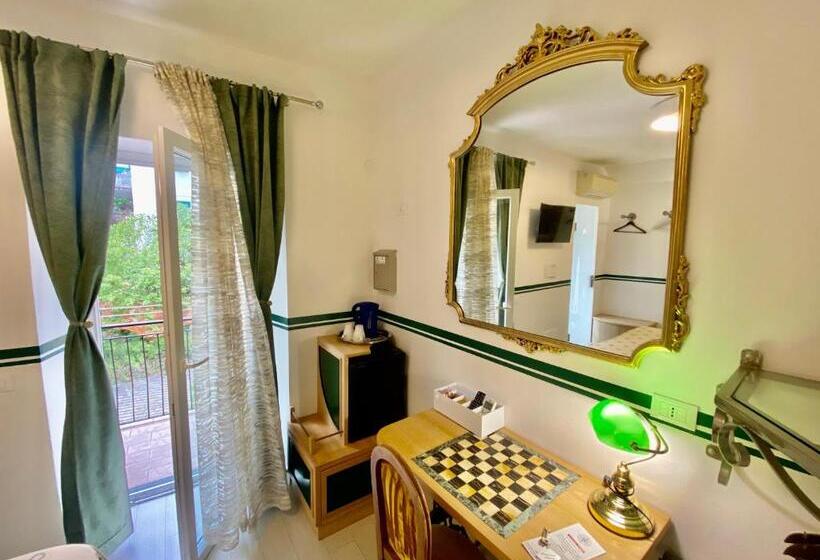 Номер Superior с Террасой, The Manarola Main Plaza