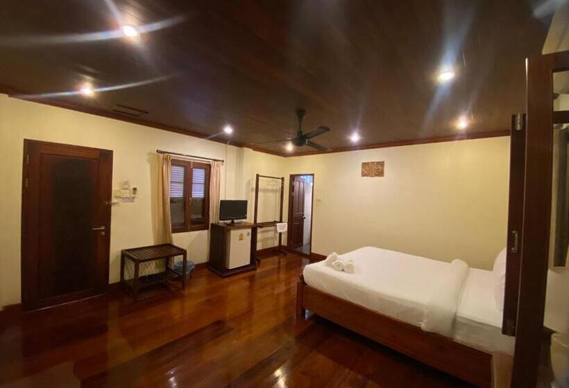 Номер Стандарт Вид на Сад, Somvang Khily Guesthouse 宋旺吉利 酒店