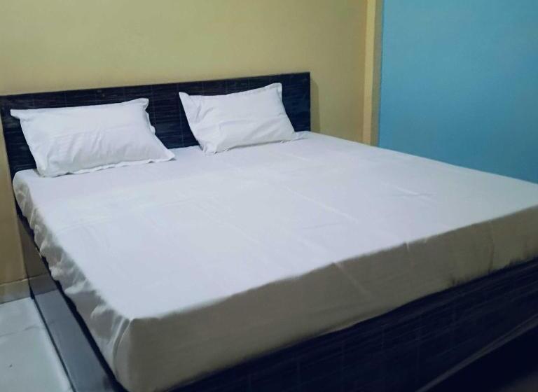 标准间, Super Oyo Hotel Shree Ji