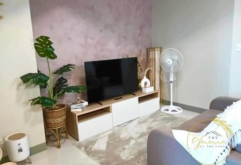 استودیو استاندارد با بالکن, The Glenanna At The Fort   Uptown Parksuites Tower2