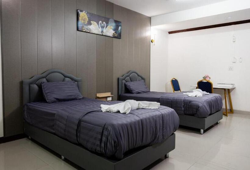 패밀리 룸, 2b Cozy Hostel ตรัง