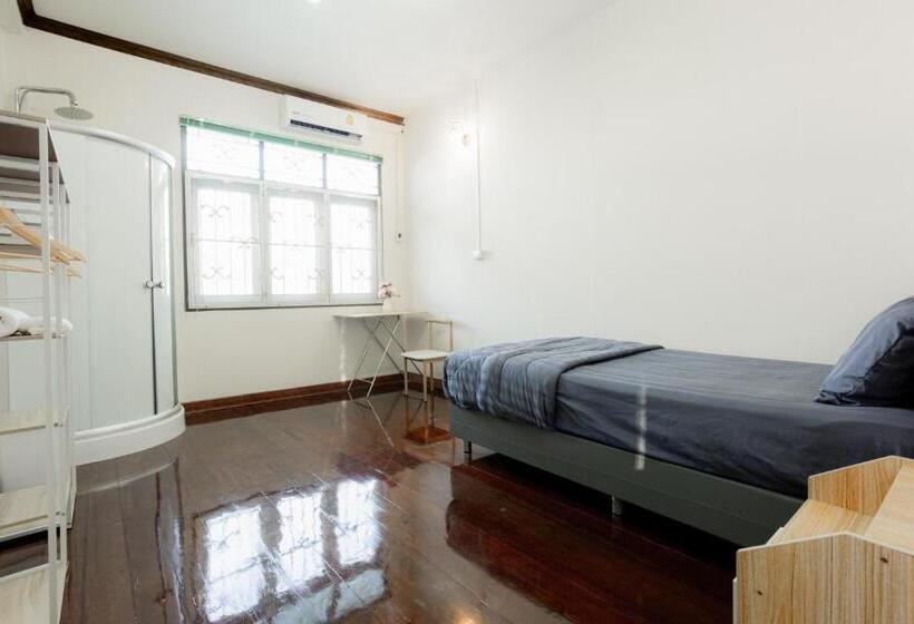 싱글 기본룸, 2b Cozy Hostel ตรัง