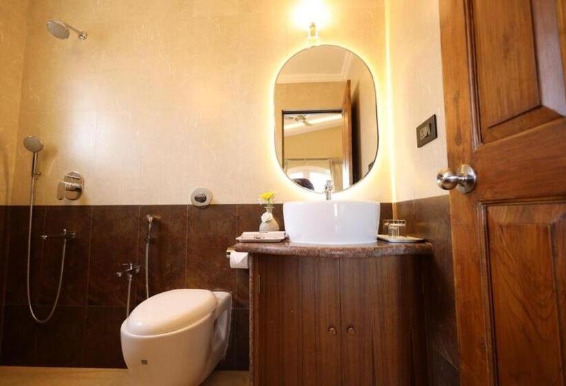 带大床的标准间, Aaristo Beach Resort And Spa