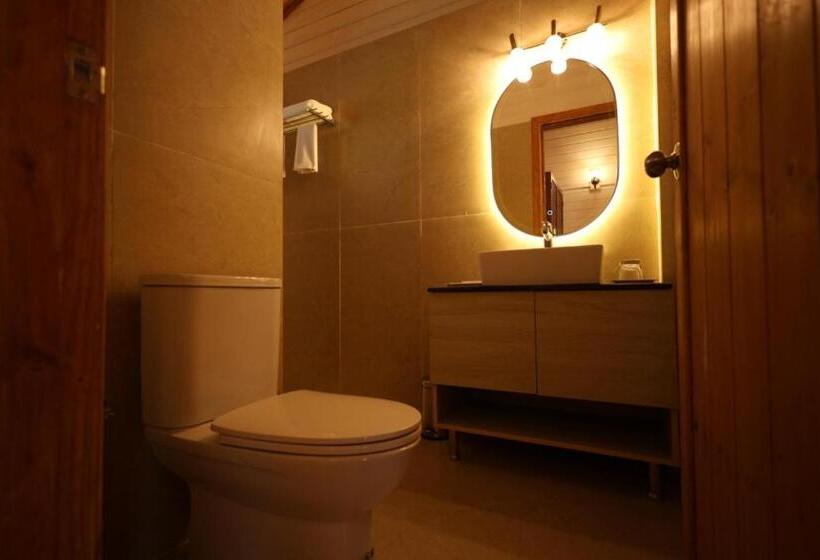 小室, Aaristo Beach Resort And Spa