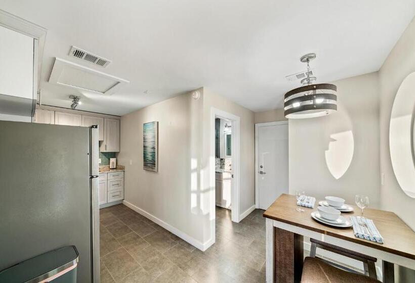 شقة غرفة نوم واحدة مزودة بشُرفة, Banana River Resort