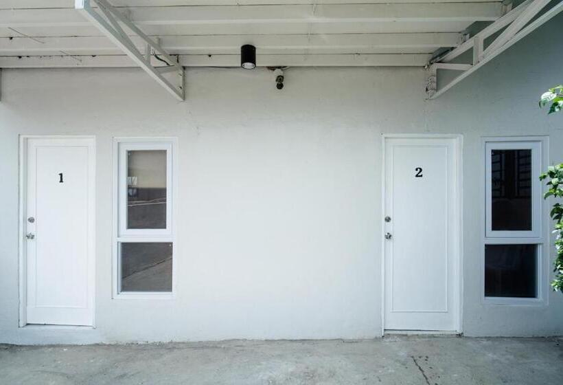 غرفة قياسية, Jacobs Hill Tagaytay