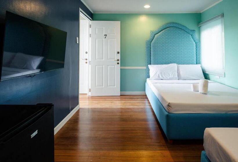 غرفة قياسية رباعية, Jacobs Hill Tagaytay