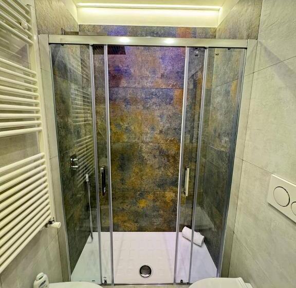 キングサイズベッドのスーペリアルーム, Lemon Gaja