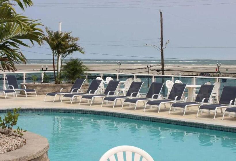 דירת חדר נוף לים, Champagne Isle Resort Unit 107