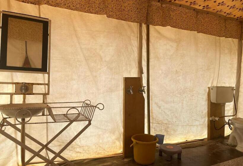 标准间带阳台, Melody Moon Desert Camp & Resort