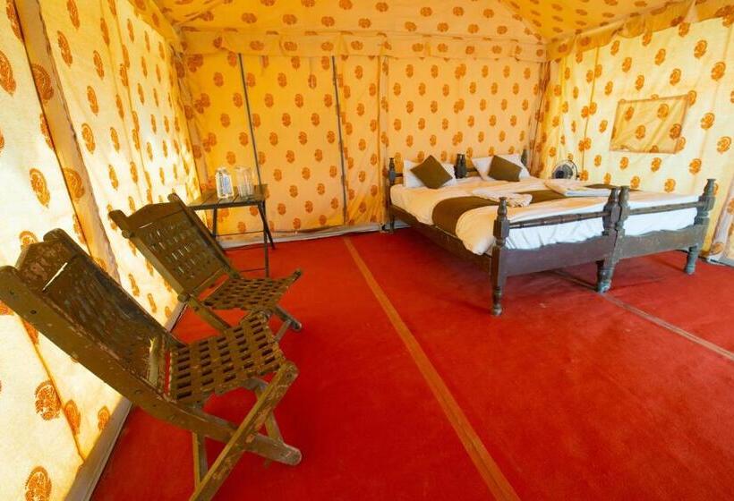 标准间带阳台, Melody Moon Desert Camp & Resort