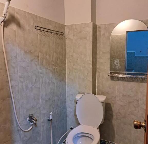 اتاق اکونومی, Guesthouse Chamroeun Mongkul