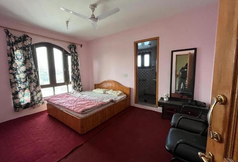 חדר סטנדרט, Johns Palace