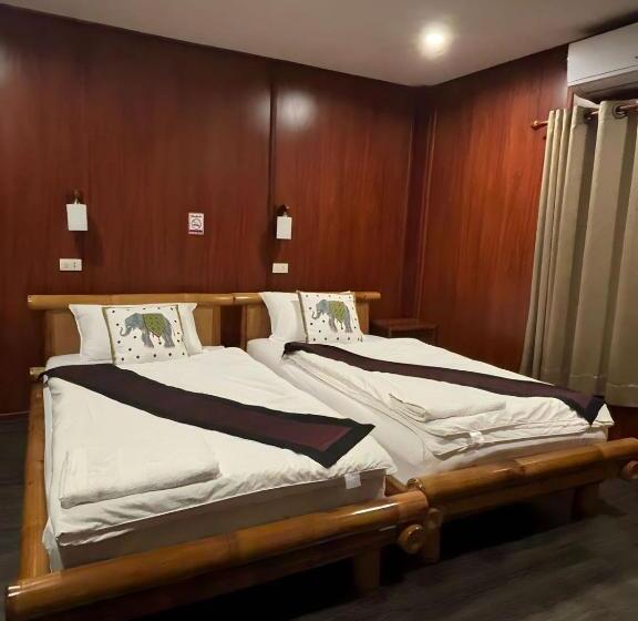 Номер Стандарт Вид на Сад, Vang Vieng Garden Villa