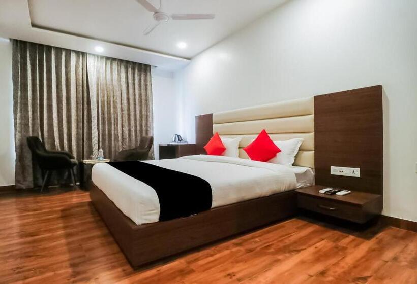 Triple Classic Room, O Gn Pride