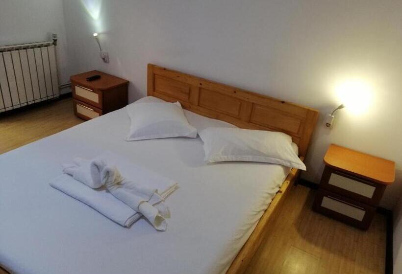 اتاق استاندارد, Casa Francisc