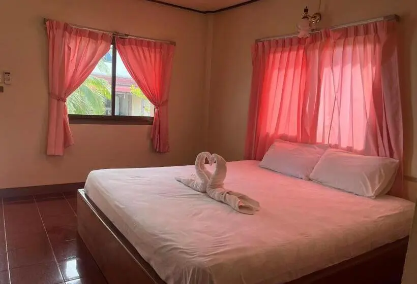 デラックスバンガロー, Paradise Bungalows Lamai Beach