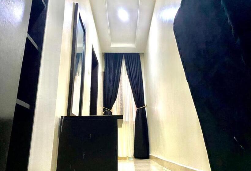 스탠다드 룸, Rove Luxury Hotel And Suites
