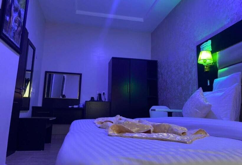 디럭스 스위트, Rove Luxury Hotel And Suites