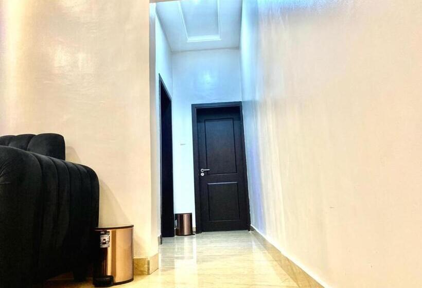 디럭스 스위트, Rove Luxury Hotel And Suites