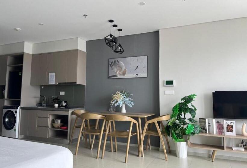 استودیوی استاندارد, The Song Luxury Vung Tau   Hồ Bơi Vô Cực Free