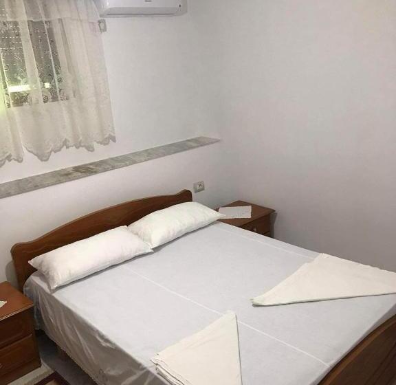 اتاق استاندارد, Hostel Xarba
