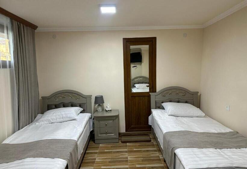 اتاق راحتی سه تخته, Colibri